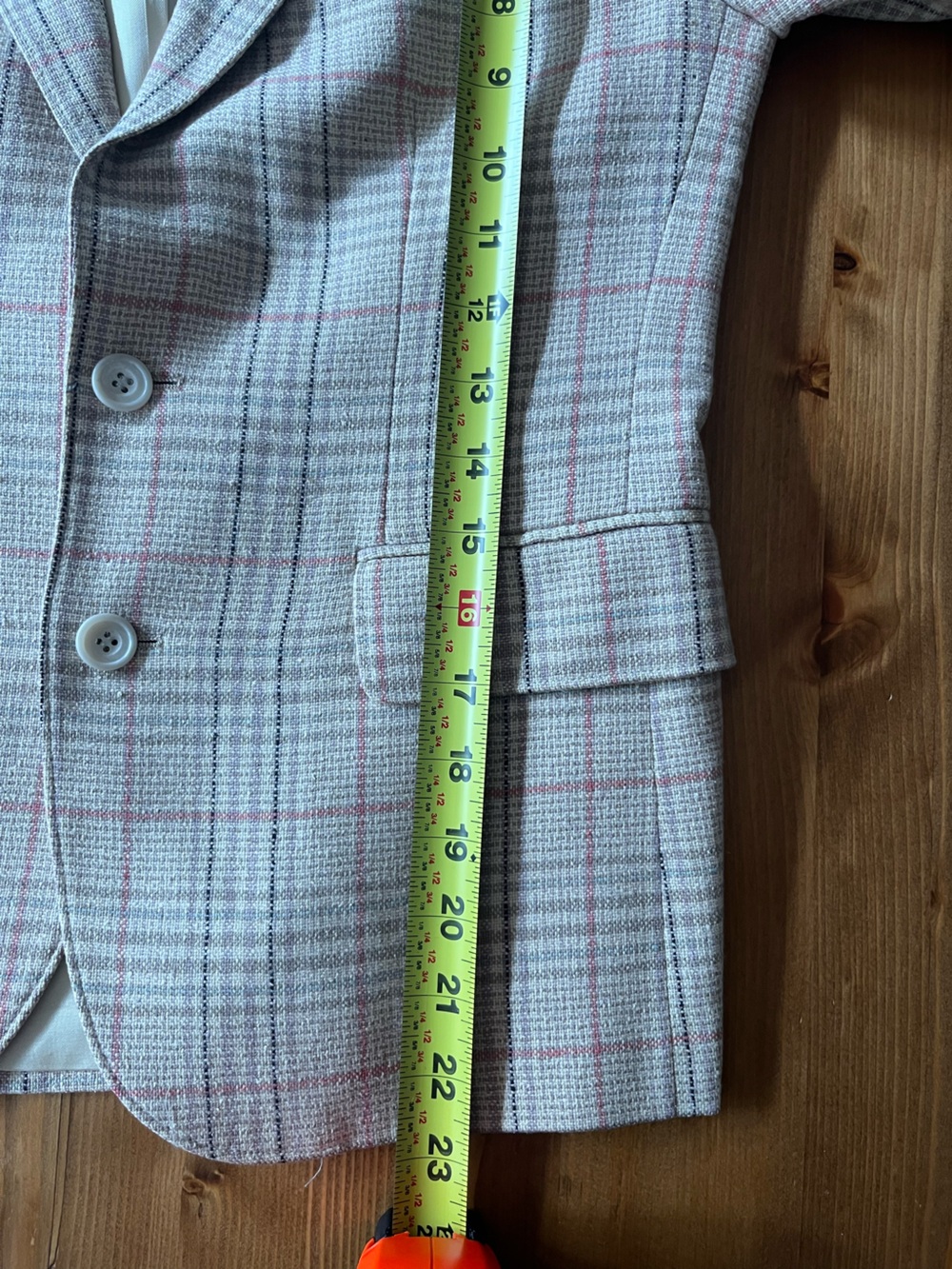 VTG Silk and Wool Blend Plaid Beige & Pink Women's Blazer – Two-Button Jacket - Picture 4 of 6